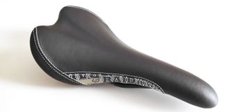Używany Lapierre Raid Saddle Black w/Silver decal Saddles & Seatposts