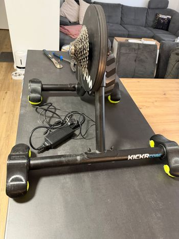 Used Wahoo KICKR CORE Kassette Rockerplate 2024 bike — image 2 of 5