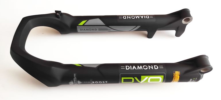 Used Dvo Bottom Case Assembly 27.5" Diamond Boost 15x110mm Black bike — image 4 of 11