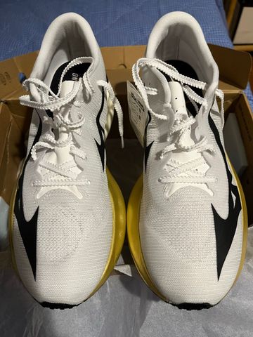 Używany Mizuno Hyperwarp Pro 2026 bike — zdjęcie 7 z 8