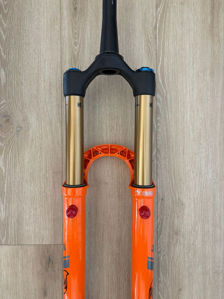 Used Fox 38 Factory Grip x2 Kashima 180mm 2025 bike — image 4 of 7