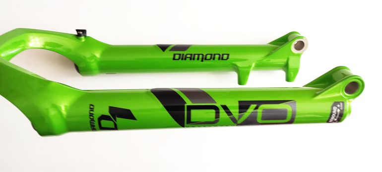 Used Dvo Diamond Boost Suspension Bottom Case Assembly 27.5" 15x110mm Green bike — image 9 of 11
