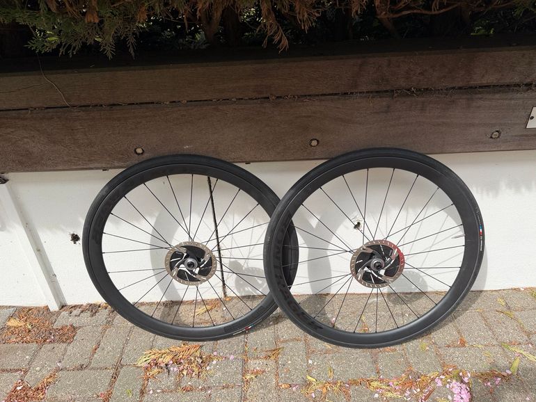 Used Bontrager Aeolus Elite 35 TLR Disc Road Wheel 2025 bike — image 5 of 5