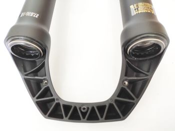 Used Dvo Sapphire D1 Boost Bottom Case Assembly 27.5" Black bike — image 7 of 11