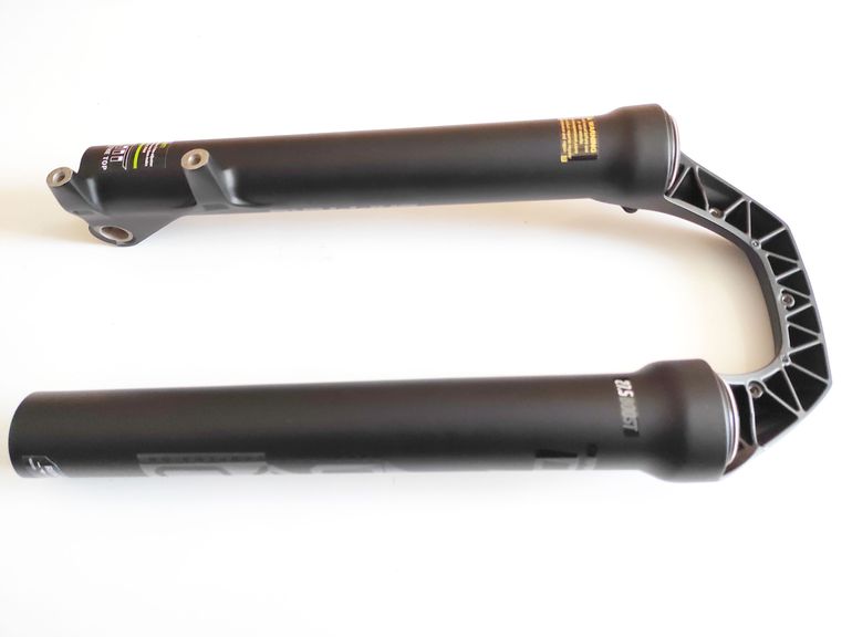 Used Dvo Sapphire D1 Boost Bottom Case Assembly 27.5" Black bike — image 6 of 11