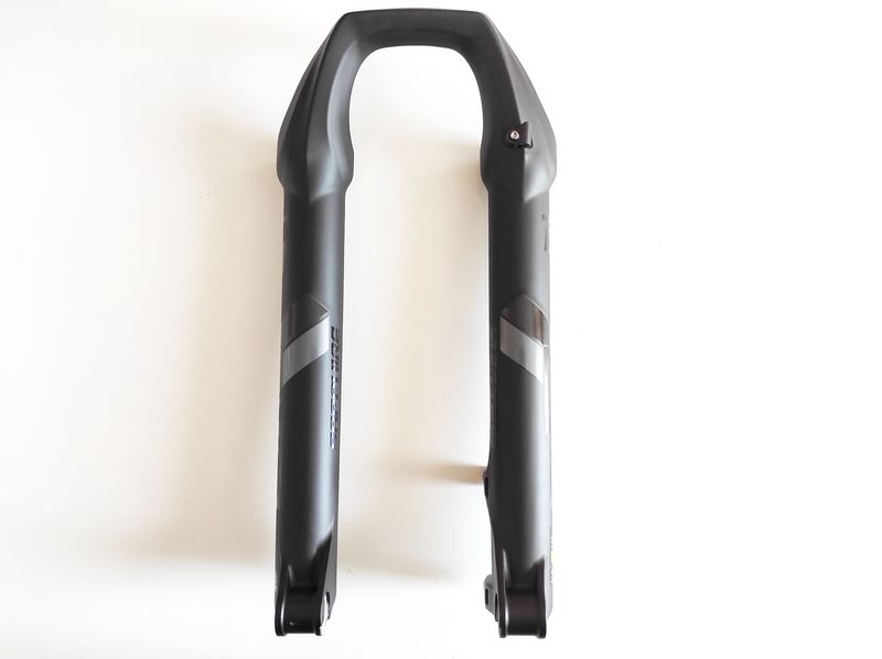 Used Dvo Sapphire D1 Boost Bottom Case Assembly 27.5" Black Fork