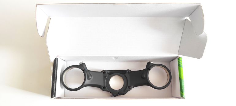 Used Dvo Emerald 26" Upper Crown Assembly bike — image 3 of 11