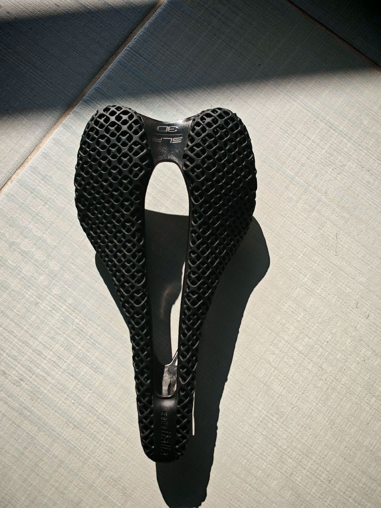 Used Selle Italia SLR Boost 3D Kit Carbonio Superflow 2026 bike — image 1 of 5