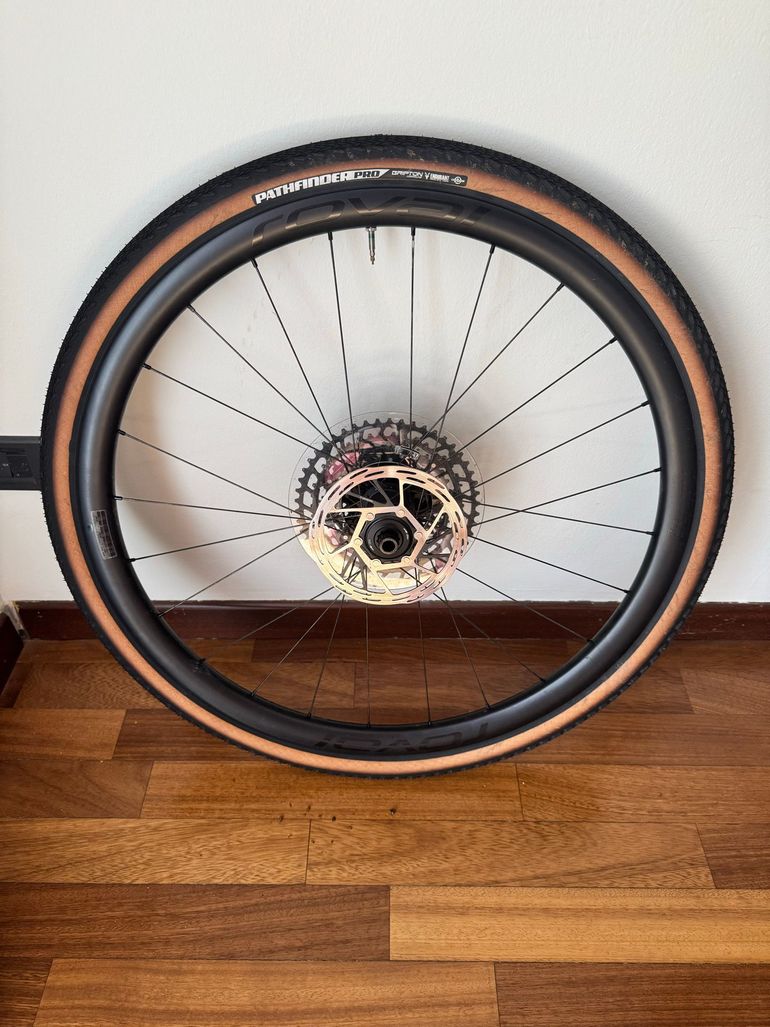 Used Roval Terra C Wheelset 2024 bike — image 2 of 4