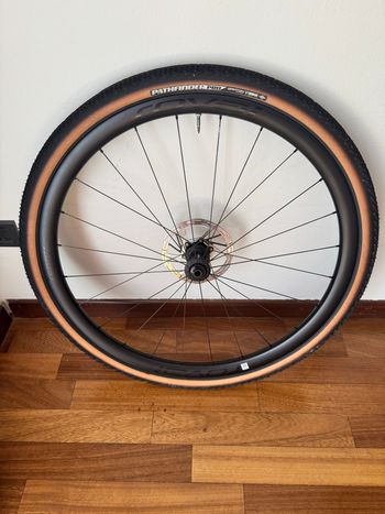 Used Roval Terra C Wheelset 2024 bike — image 4 of 4