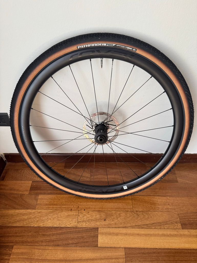 Used Roval Terra C Wheelset 2024 bike — image 4 of 4