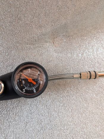 Used Sks Sam Dämpferpumpe bike — image 3 of 3