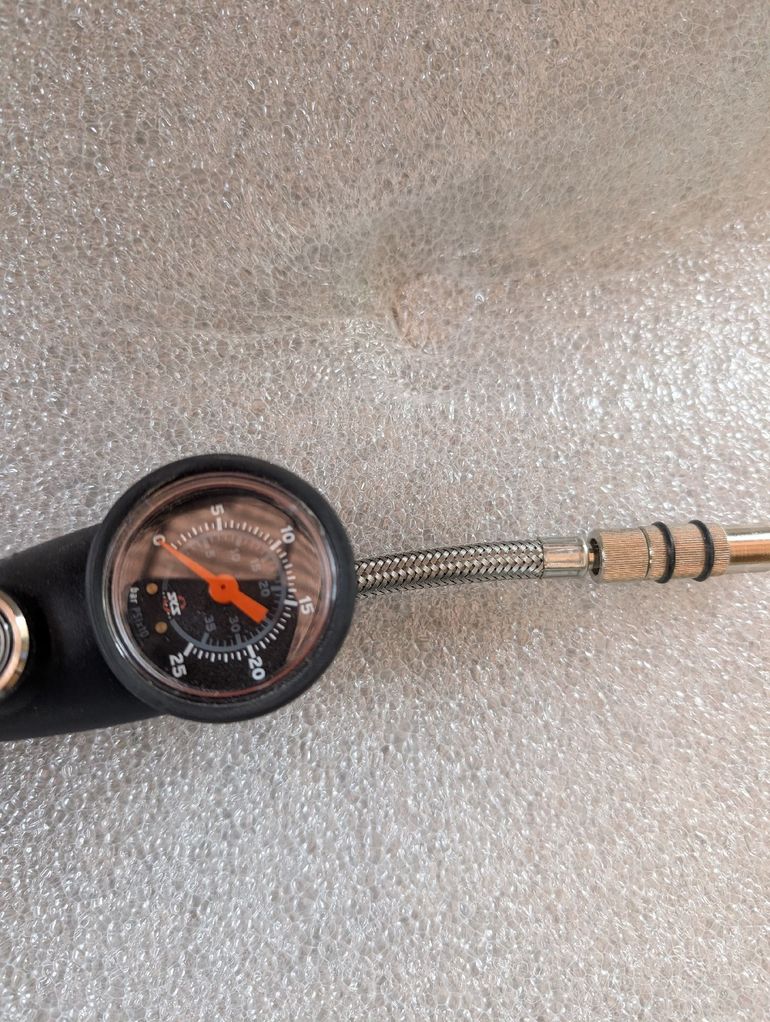 Used Sks Sam Dämpferpumpe bike — image 3 of 3