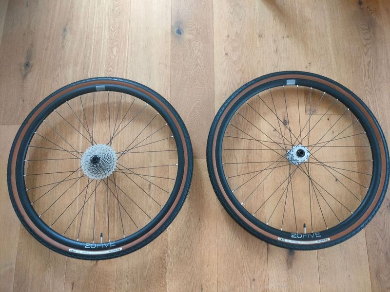 Used Hope Five 20 Pro4 Wheel Set Wheels