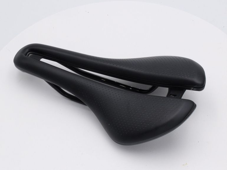 Used Bontrager Aeolus Elite Saddle 145mm bike — image 2 of 7