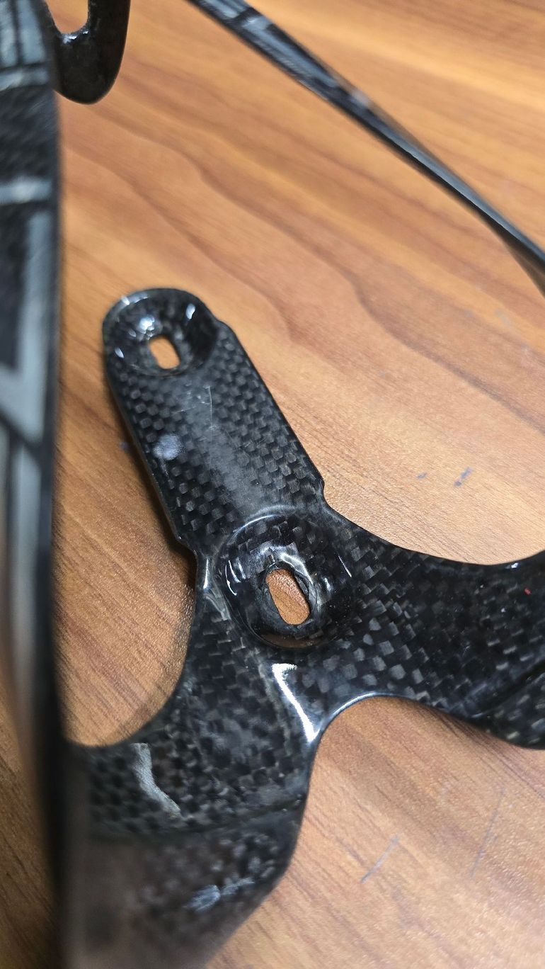 Used Elite Porte Bidons Carbone bike — image 3 of 4