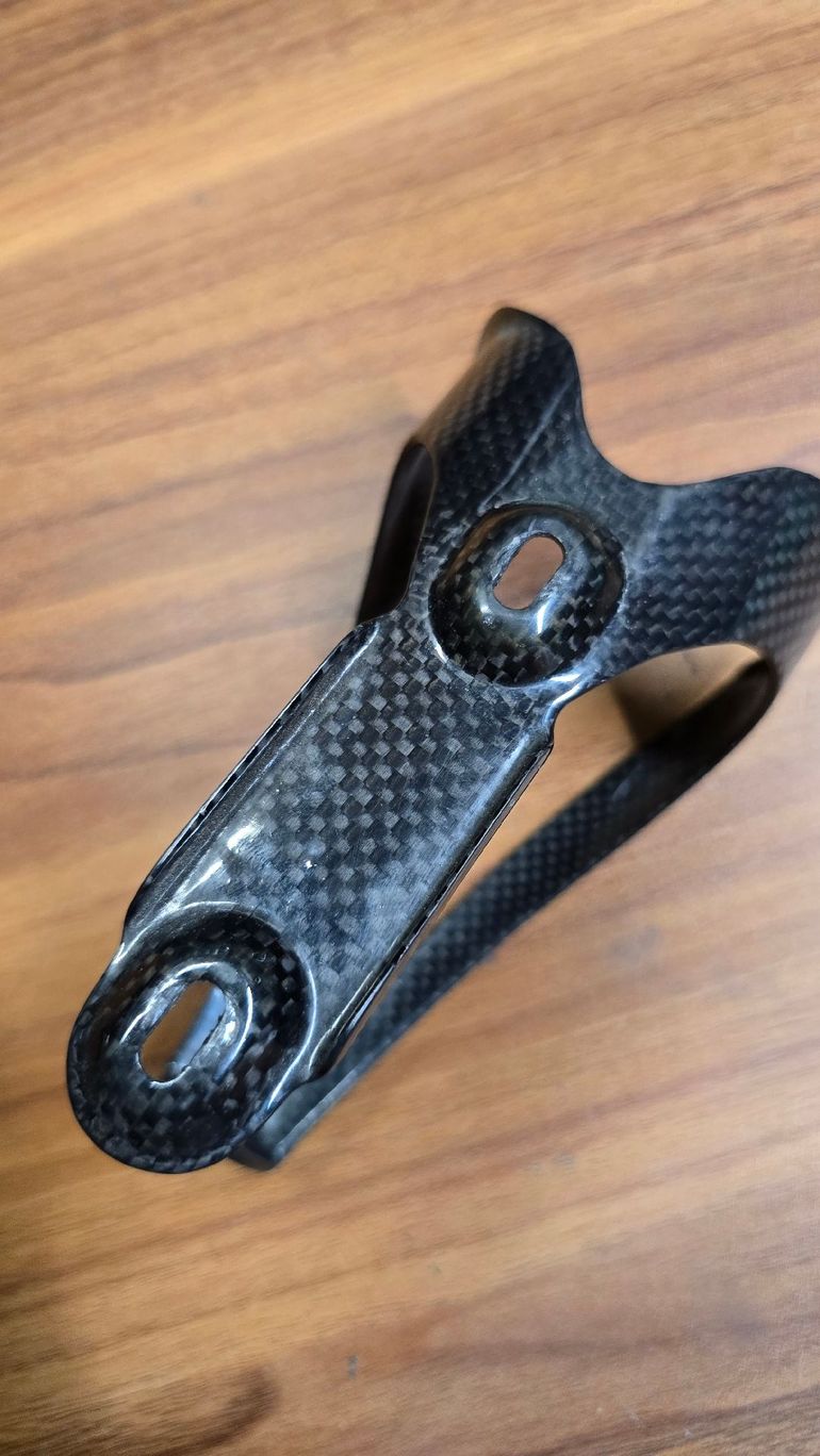 Used Elite Porte Bidons Carbone bike — image 4 of 4