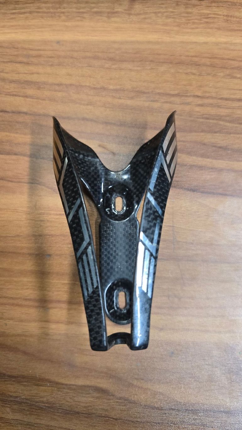 Used Elite Porte Bidons Carbone bike — image 2 of 4