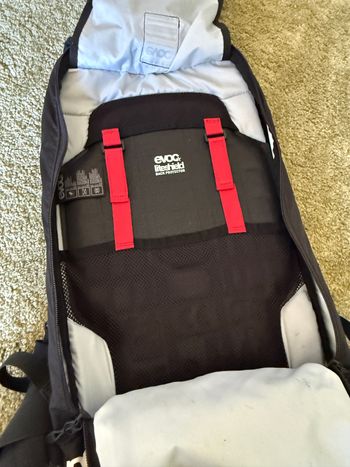 Used EVOC FR Lite Backpack bike — image 6 of 10