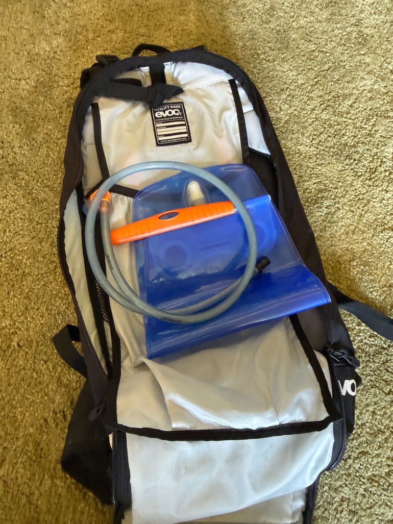 Used EVOC FR Lite Backpack bike — image 5 of 10