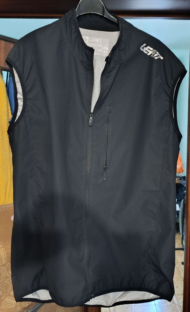 Used LEATT Gilet bike — image 3 of 11