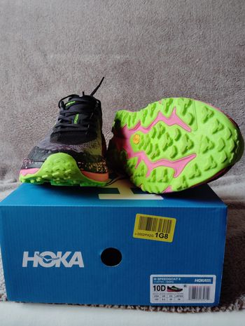 Used Hoka speedgoat 6 bike