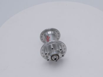 Used Dt Swiss Disc Vorderradnabe 15x100mm QR 6-Loch 32 Loch NOS bike — image 2 of 9
