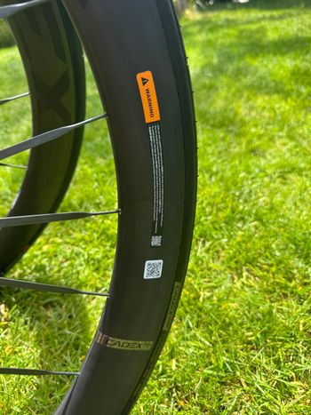 Used Cadex Max 50 Disc Tubeless bike — image 8 of 8