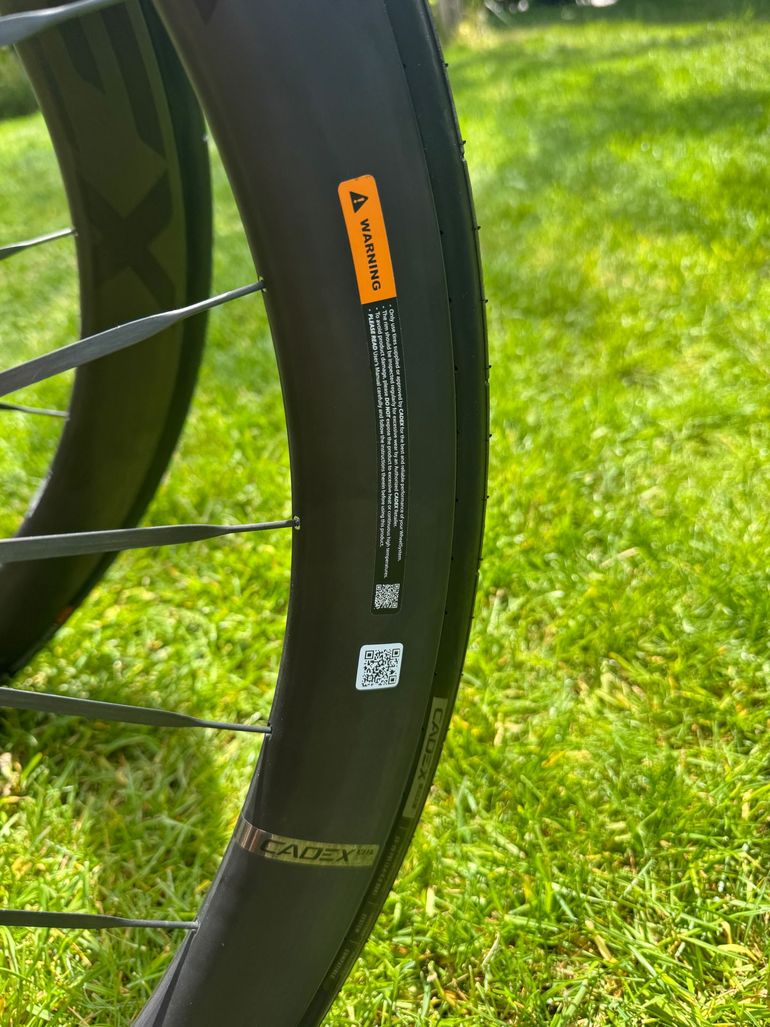 Used Cadex Max 50 Disc Tubeless bike — image 8 of 8
