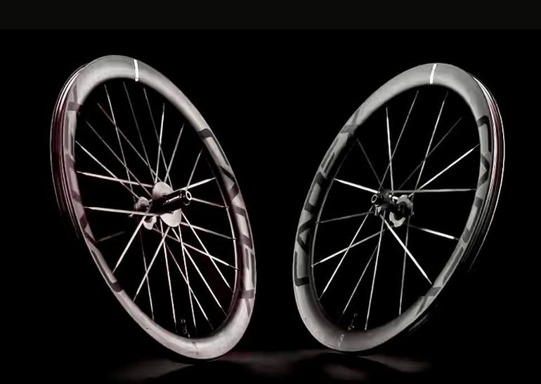 Used Cadex Max 50 Disc Tubeless bike — image 1 of 4