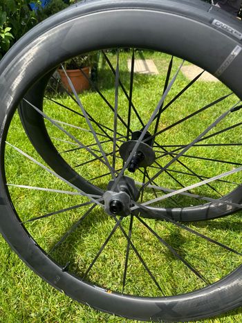Used Cadex Max 50 Disc Tubeless bike — image 5 of 8