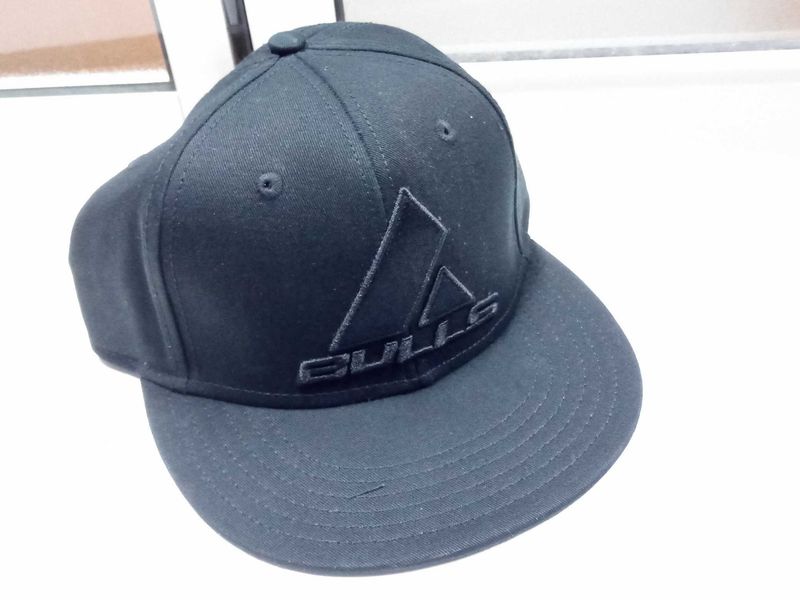 Bulls Gorra Logo Bordado Negra Algodón Cycling Clothing usato