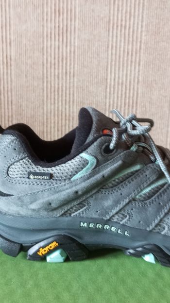 Used Merrell Moab 3 gtx bike — image 3 of 3