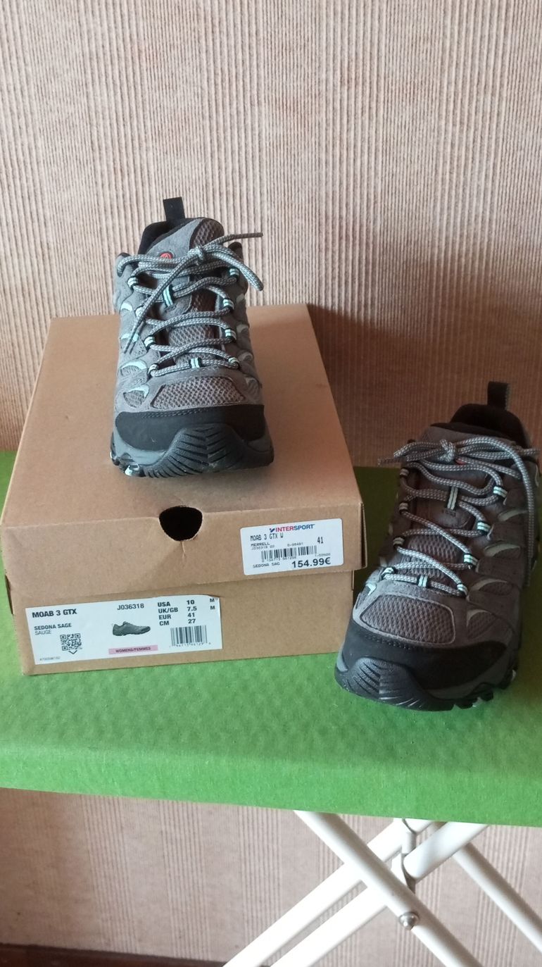 Used Merrell Moab 3 gtx bike — image 1 of 3