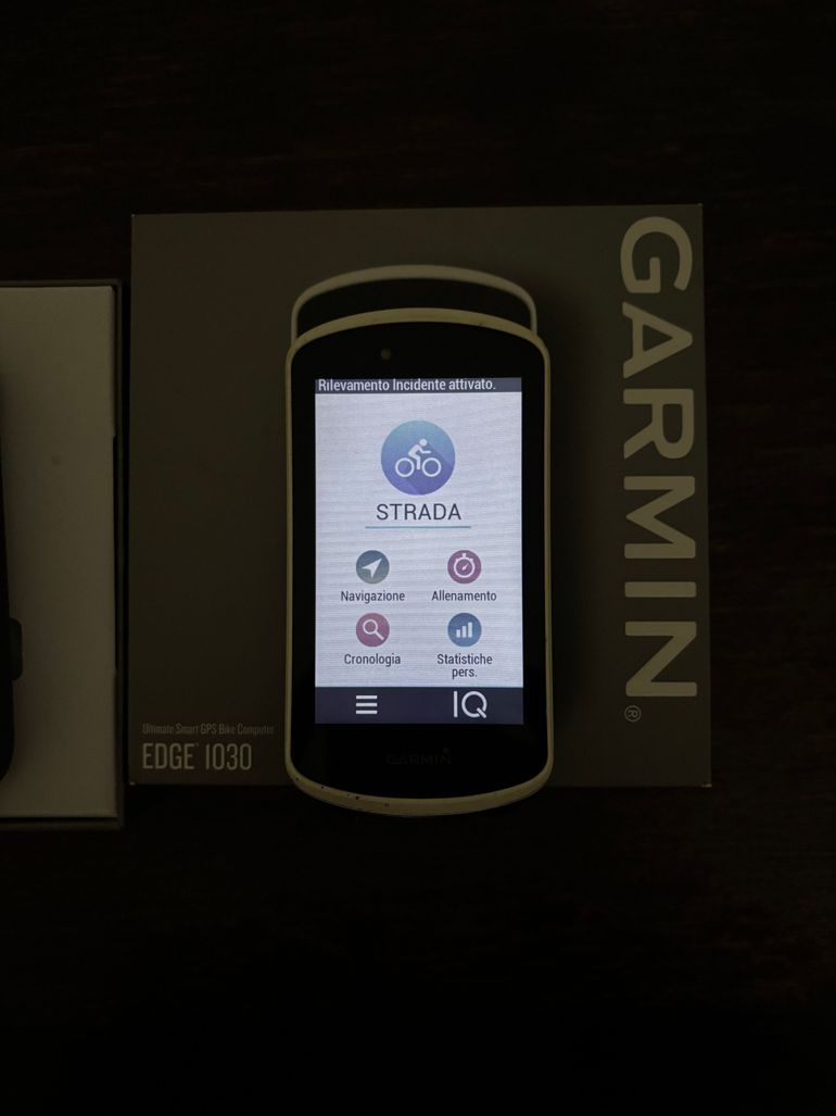 Used Garmin Edge 1030 GPS Bike Computer 2021 bike — image 3 of 6