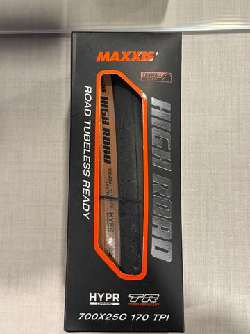 Brugt Maxxis high road tubeless Tyres & Tubes