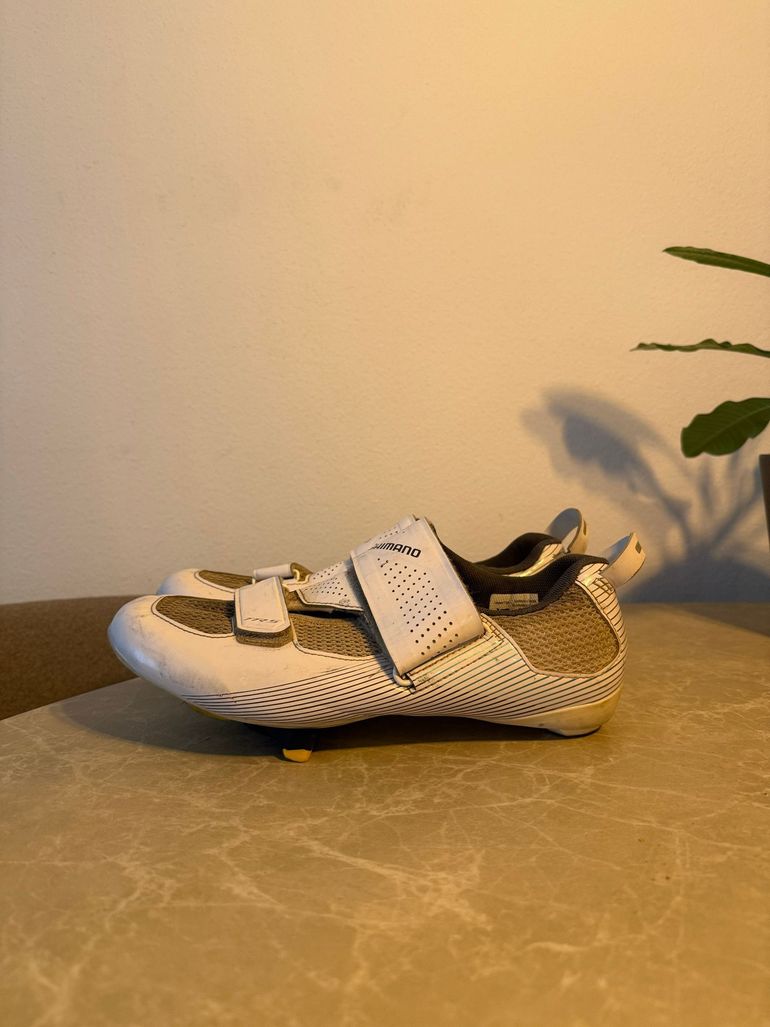 Used Shimano TR5 Triathlon Shoes bike — image 2 of 2