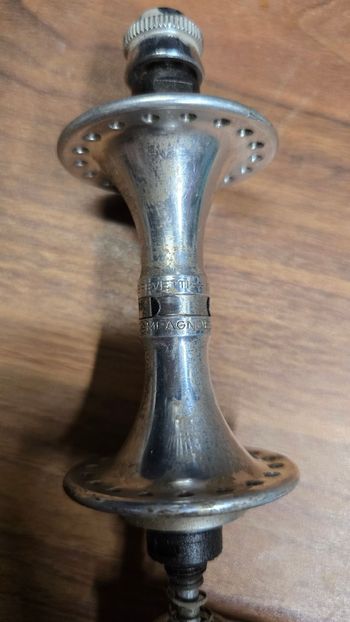 Used Campagnolo Front hub chrome 36h bike — image 2 of 4