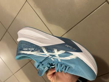 Gebrauchtes Asics MAGIC SPEED 4 2026 bike — Bild 4 von 4