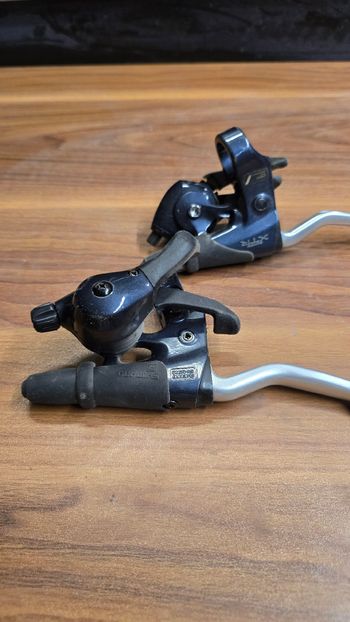 Used Shimano XTR ST-M900 Combo Levers/Shifters 1992 bike — image 4 of 5