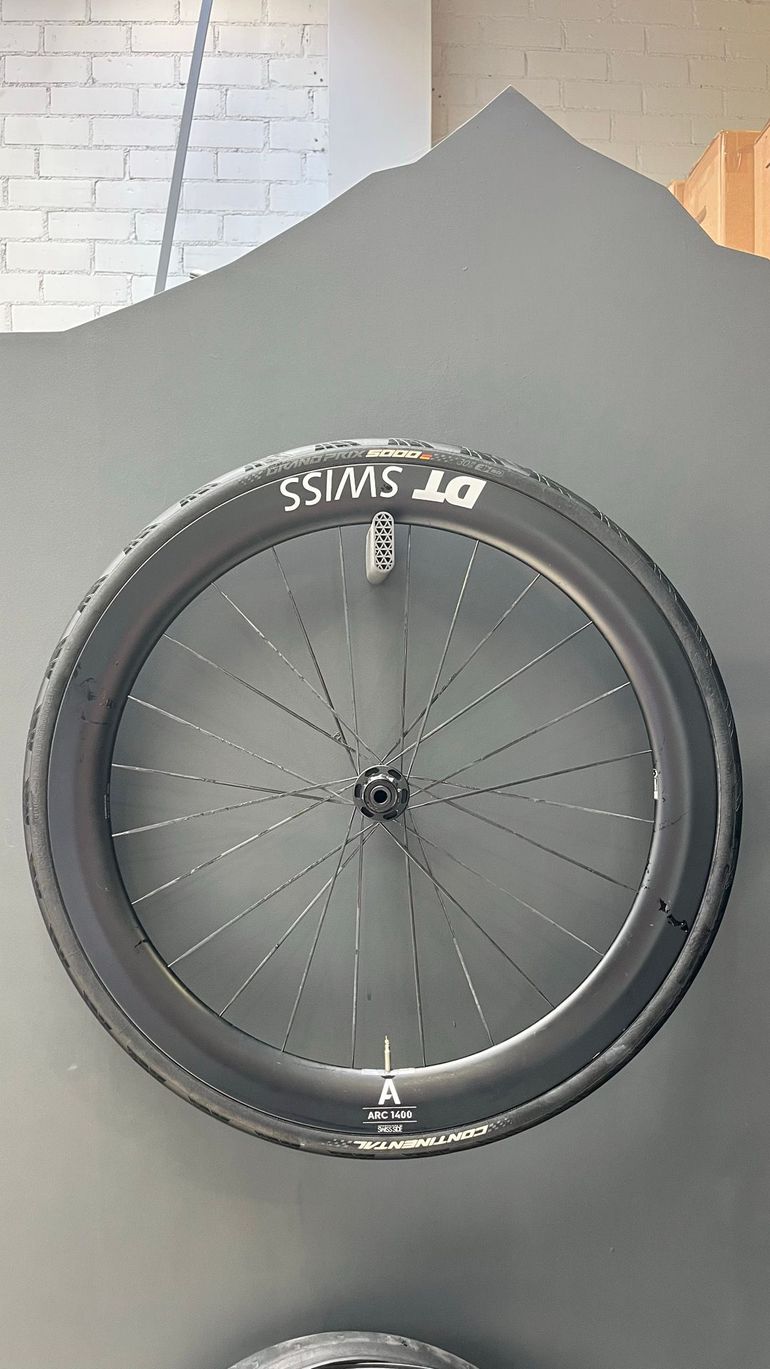 Used Dt Swiss ARC 1400 DICUT DB 2026 bike — image 7 of 11