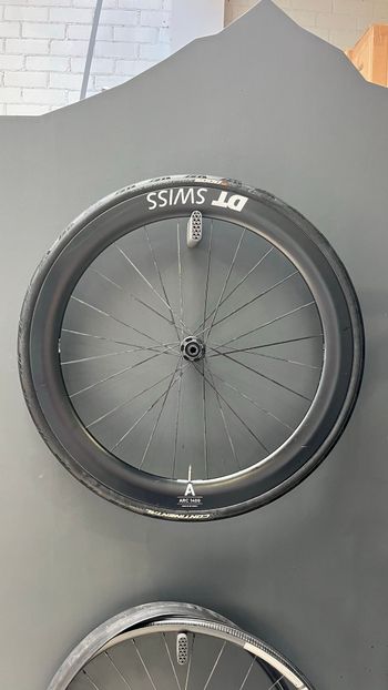 Used Dt Swiss ARC 1400 DICUT DB 2026 bike — image 8 of 11