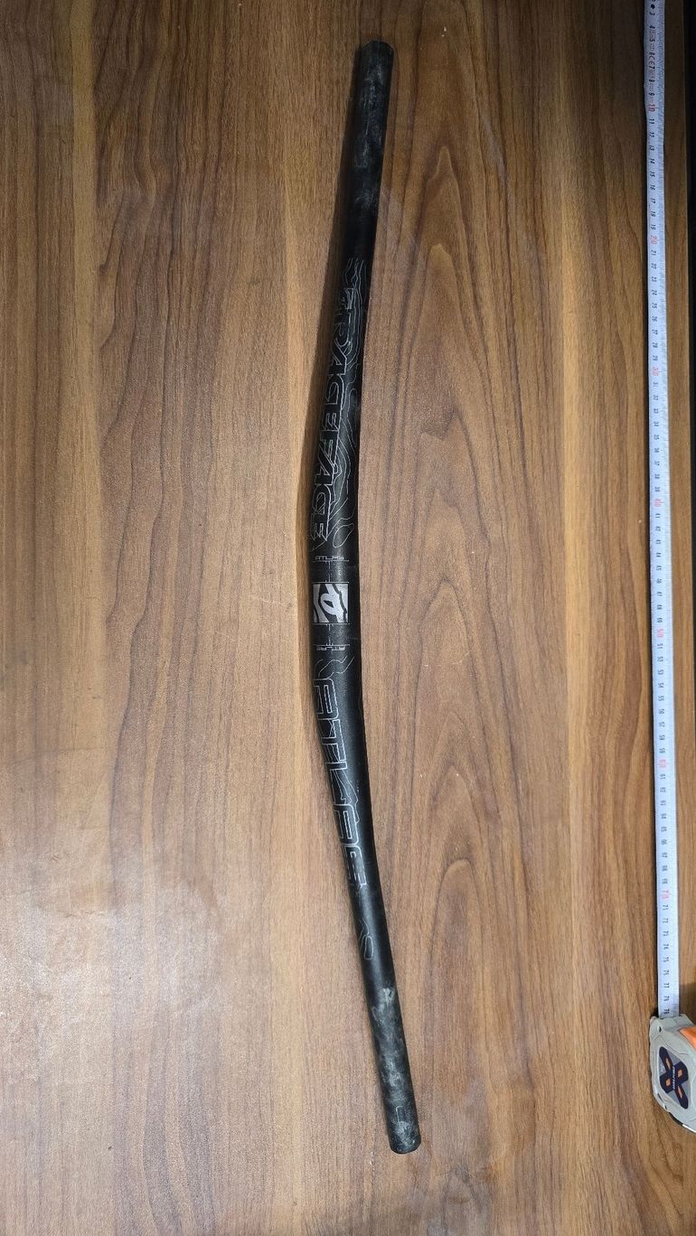 Used Race Face Atlas 35 Handlebar bike — image 1 of 4