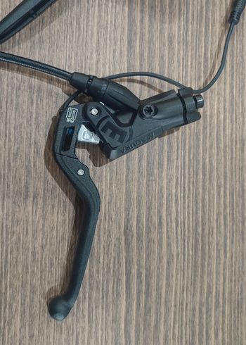 Used Magura MT5e HIGO 2026 bike — image 2 of 4