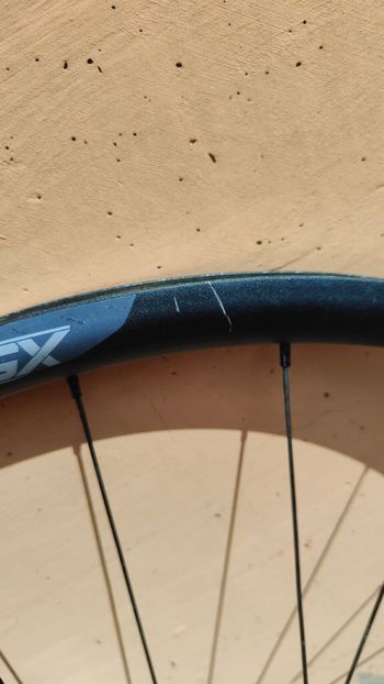 Used Fsa AGX i21 Wheelset 29" bike — image 2 of 11
