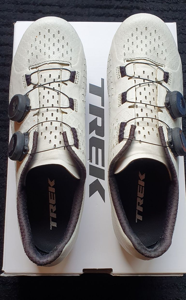 Used Trek velocis road shoe 2024 bike — image 1 of 8