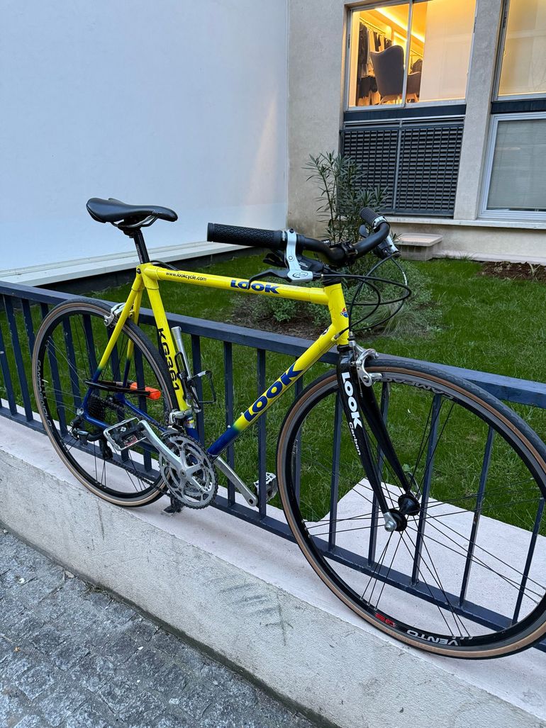 Used Campagnolo Vento G3 bike — image 3 of 3