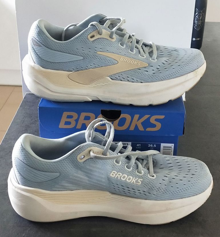 Used Brooks Chaussures de running 2026 bike — image 1 of 5