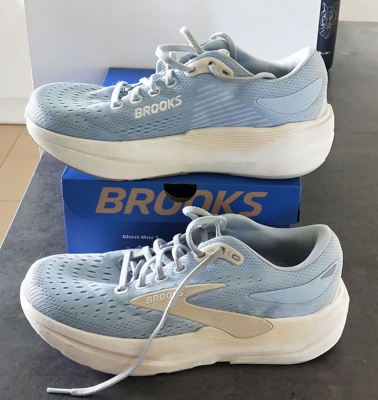 Used Brooks Chaussures de running 2026 bike — image 3 of 5