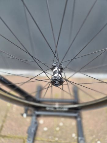 Used Duke Baccara Ultra 42 SLR2 Carbon Wheelset 2023 bike — image 2 of 5